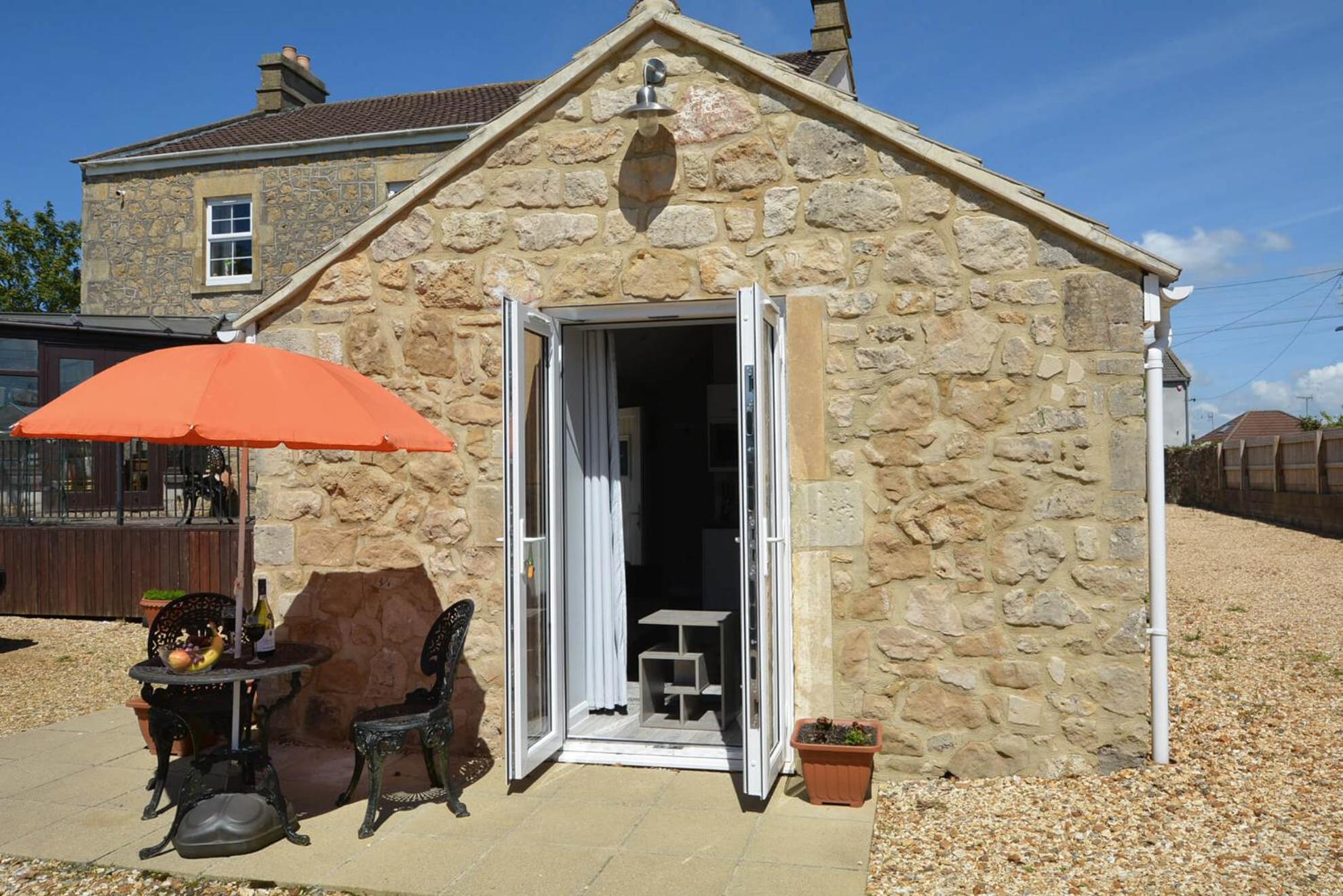 The Bothy - Ground floor conversion near Bath and Priston with outstanding views view 4