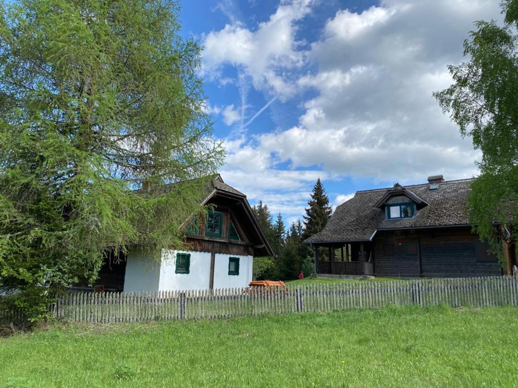 FERIENHAUS WALDTRAUM
