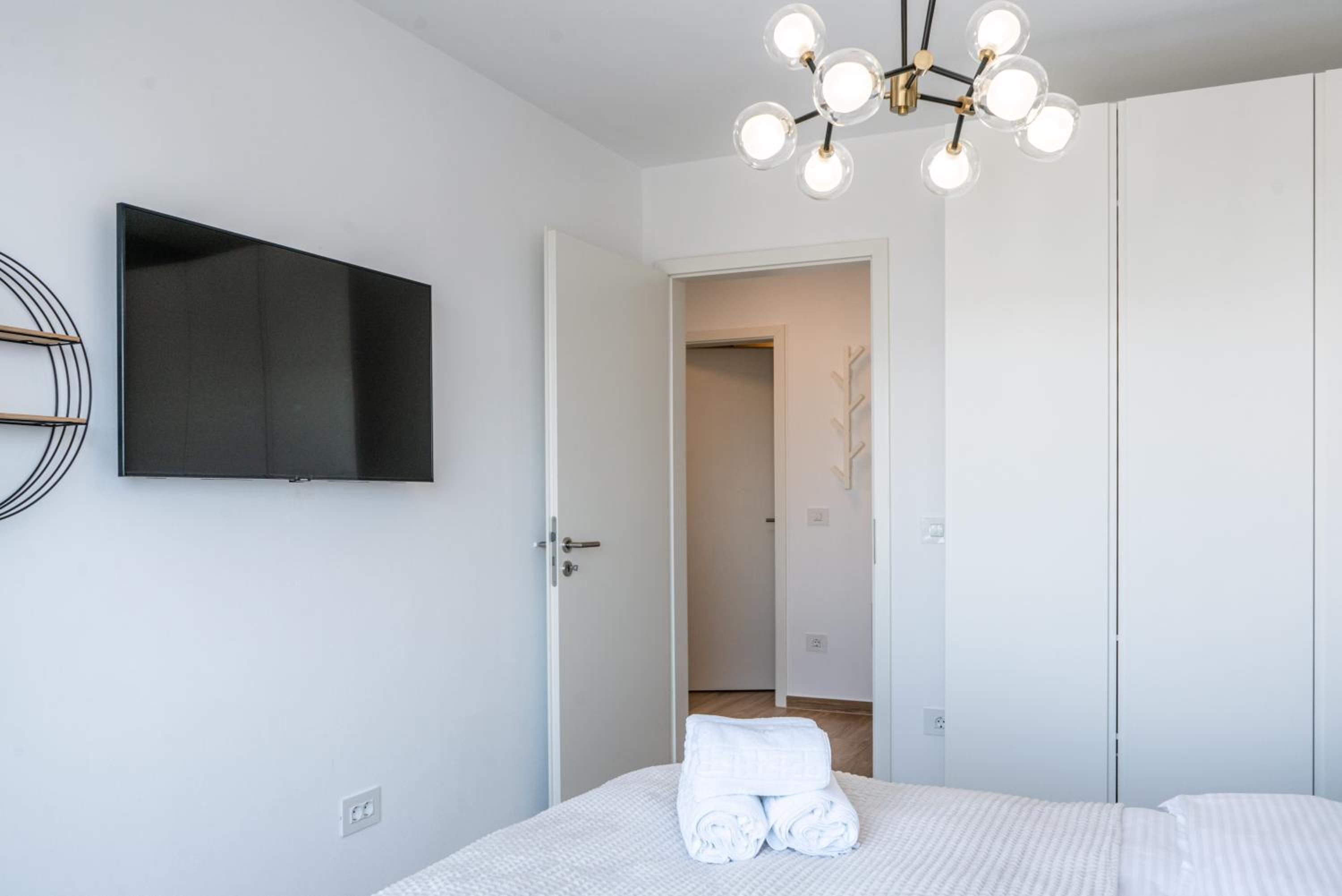 Apart B&V 701 Coresi - Luxury Apartment with View view 2