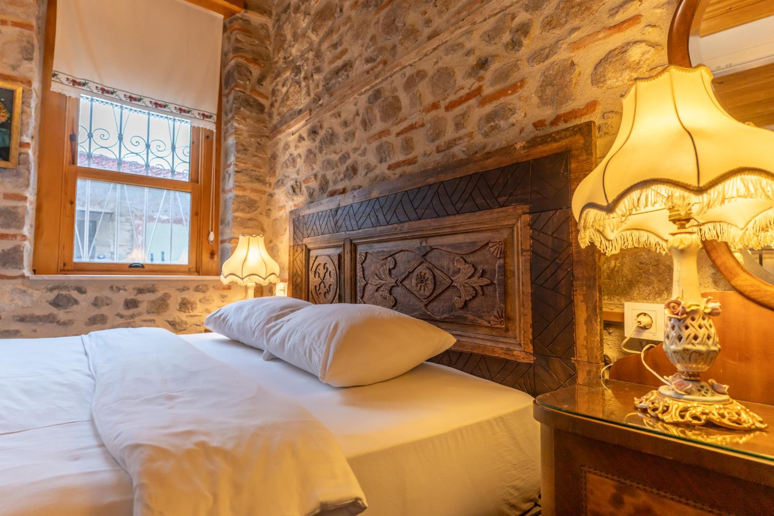 Dutlu Konak - Image 99