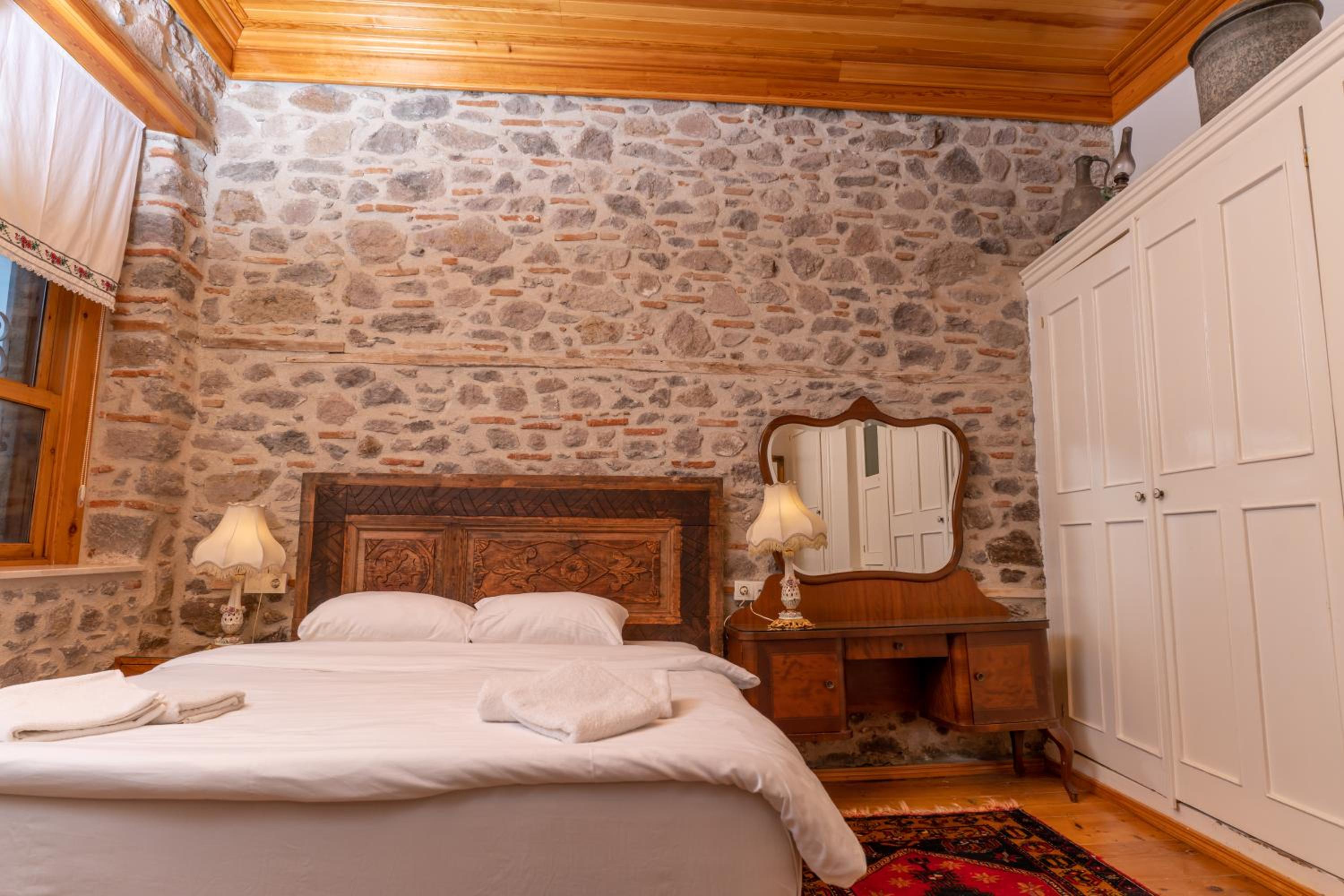 Dutlu Konak - Image 100