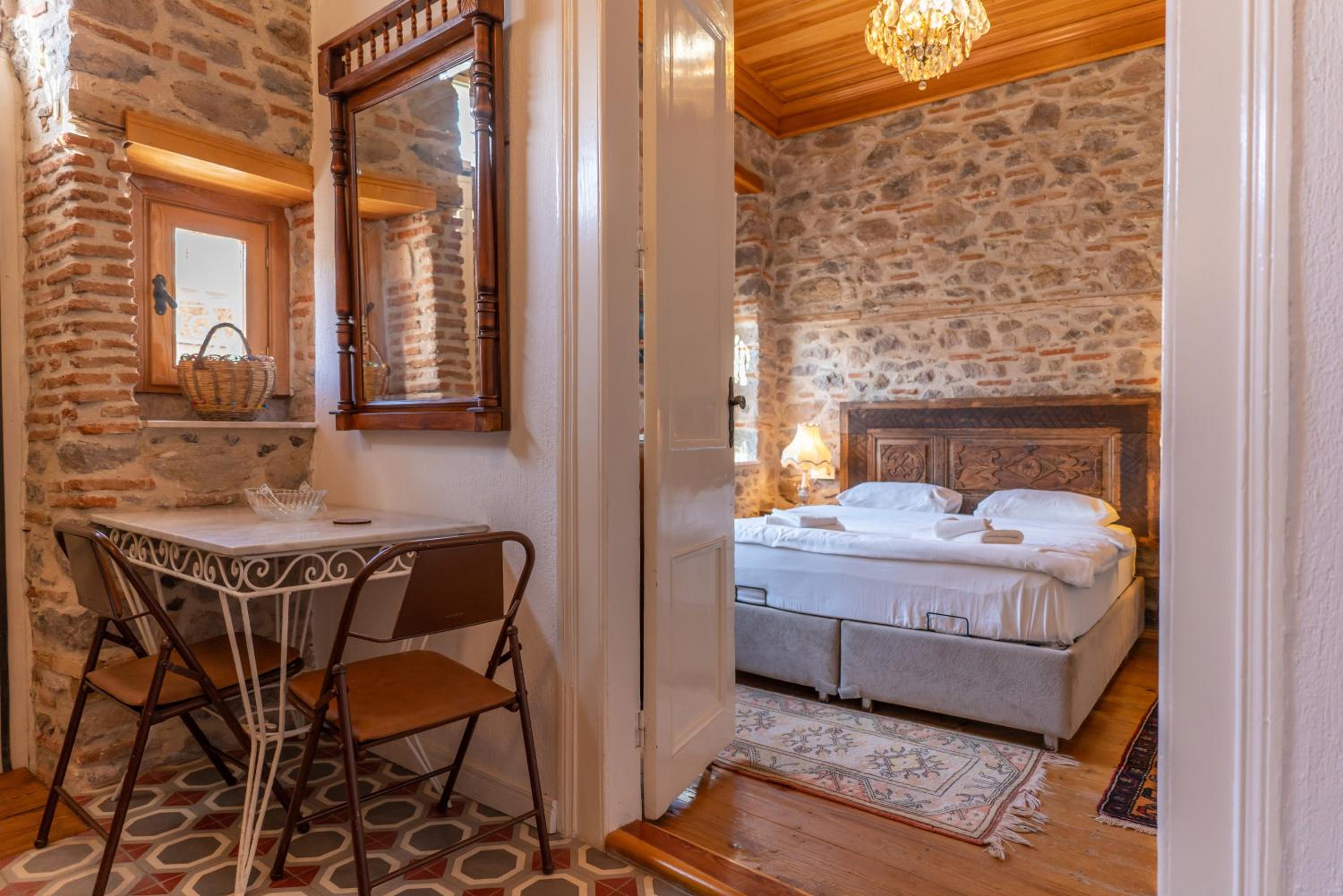 Dutlu Konak - Image 158