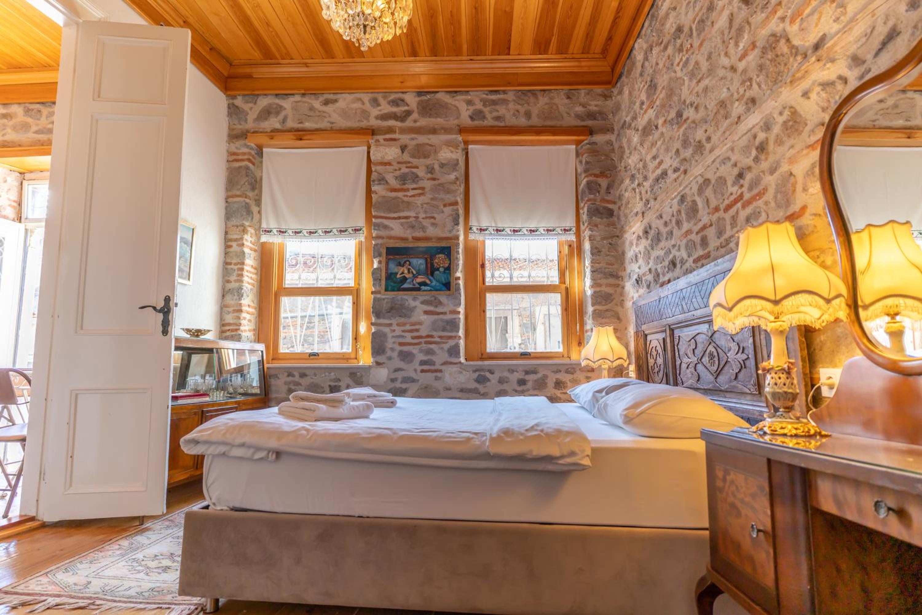 Dutlu Konak - Image 170