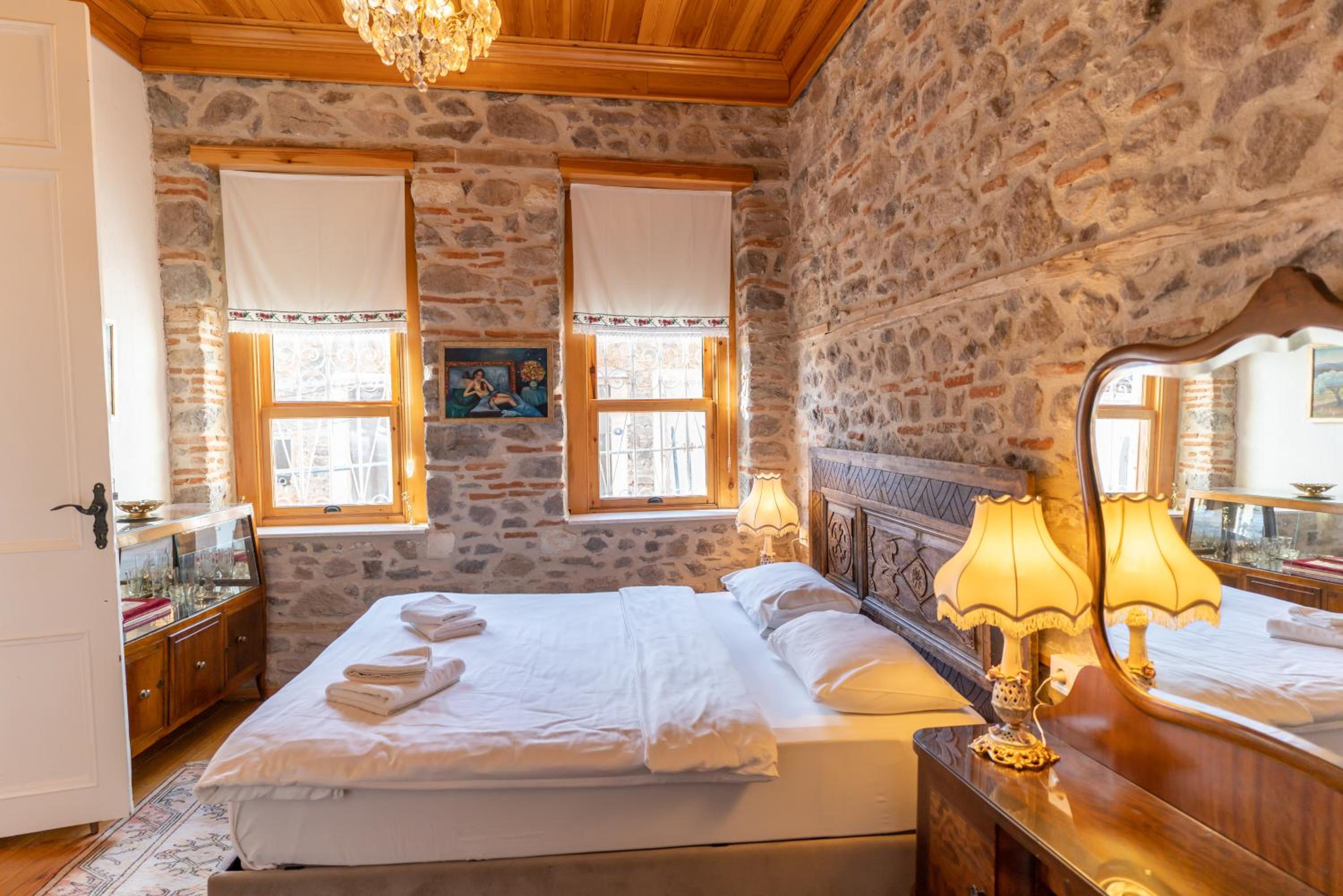 Dutlu Konak - Image 159