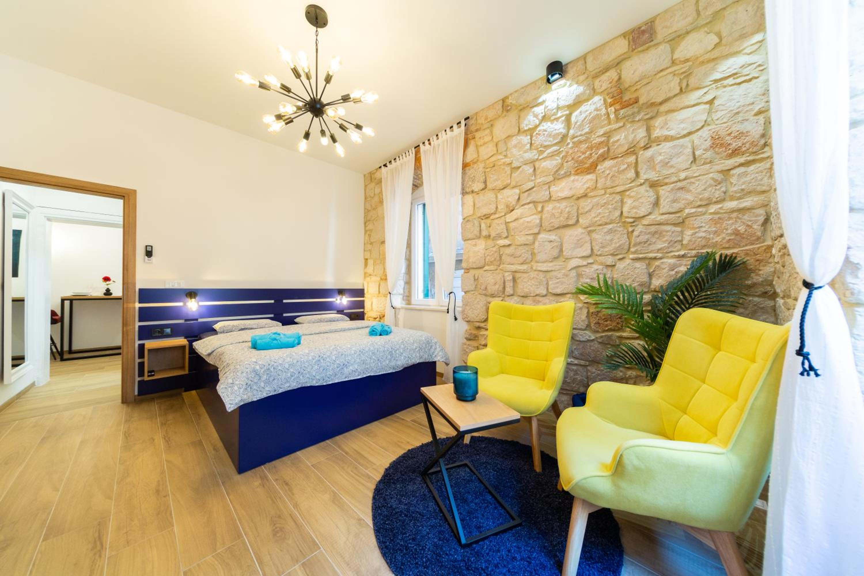 Apartman Kolura Vis view 2
