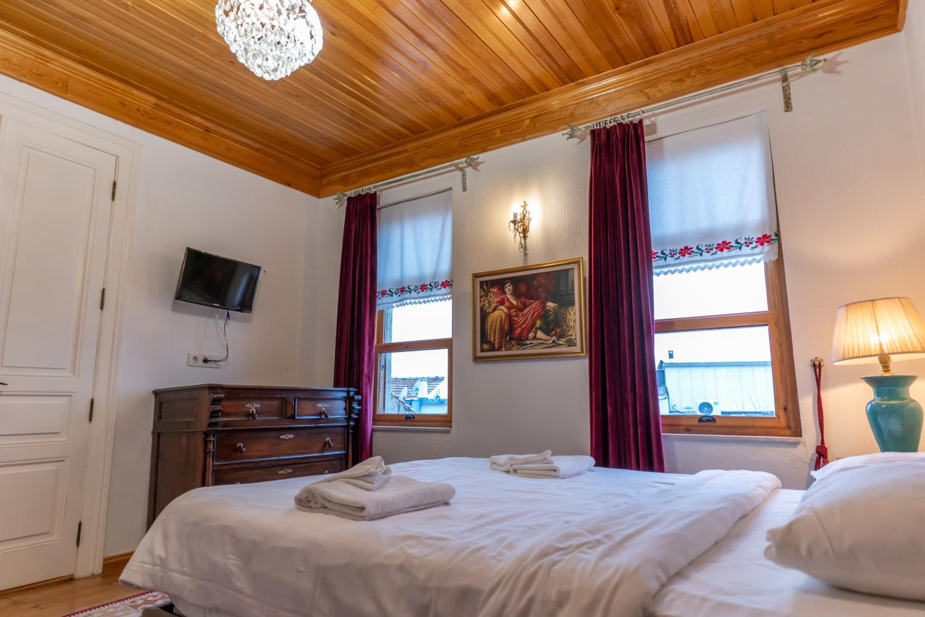 Dutlu Konak - Image 156