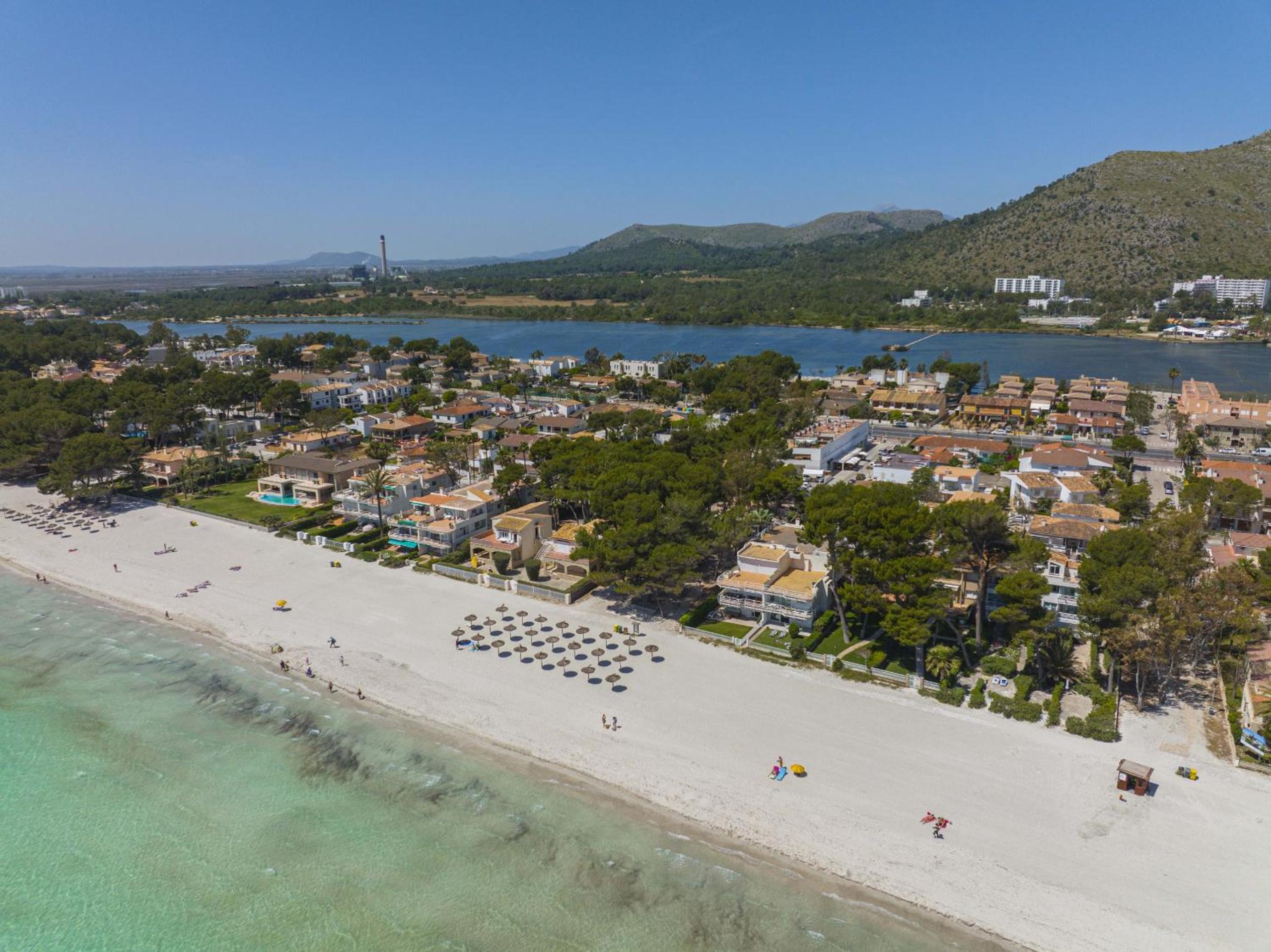 Apartamento Beachfront Sonrisas view 5