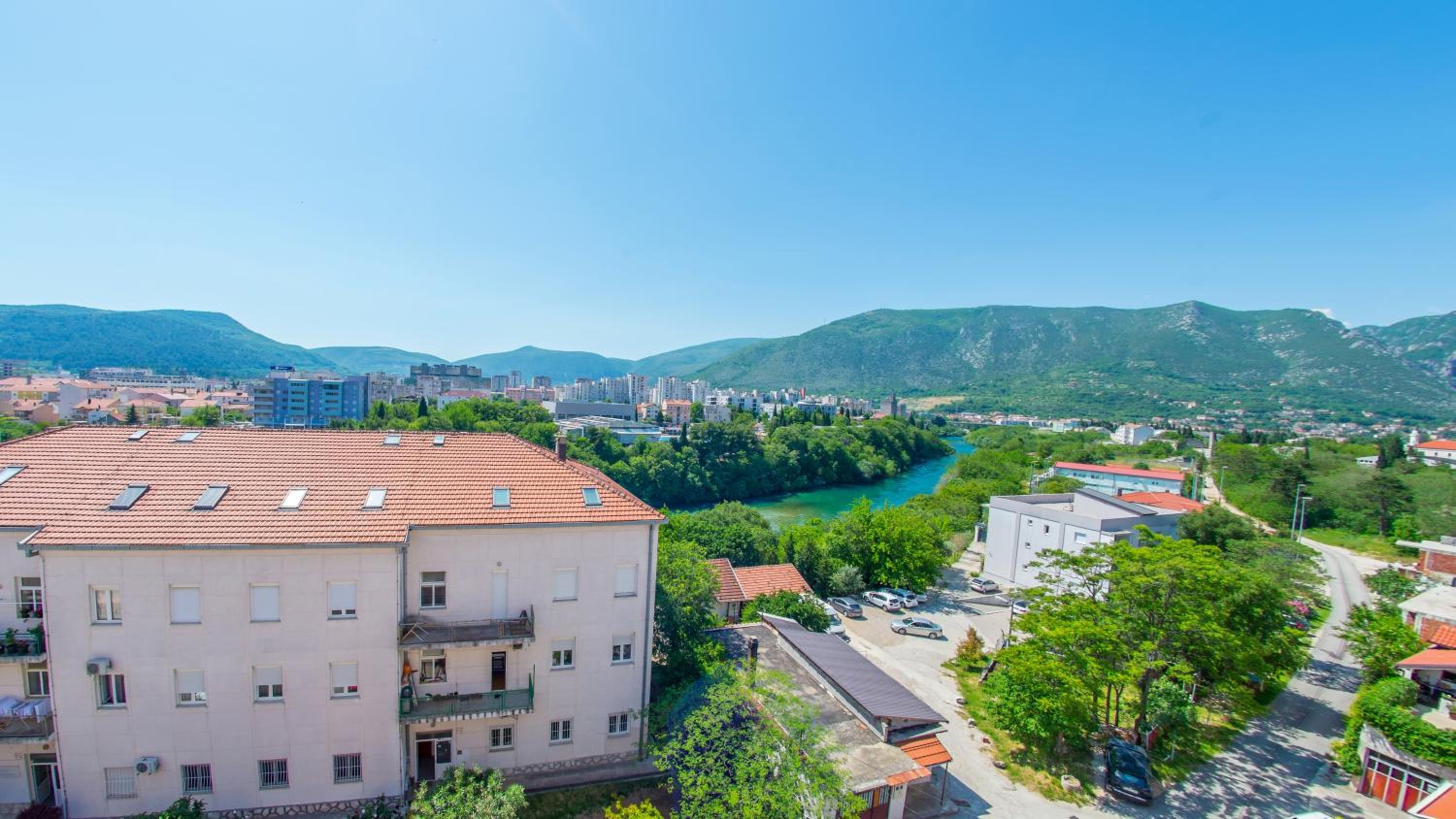 Apartment Sweet Dreams view 5