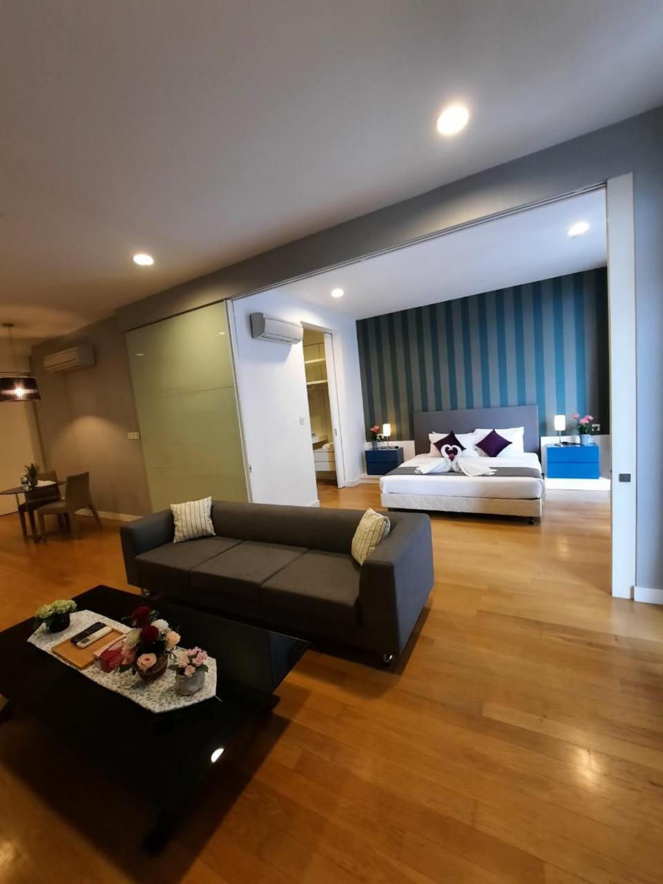 Platinum Suites Klcc by Star Residence