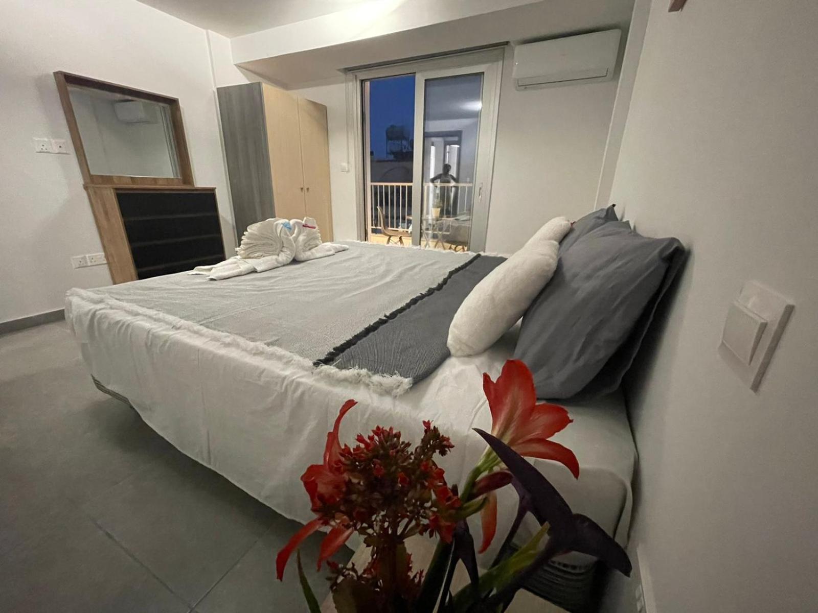 Serene Napa Suites - Heart of Ayia Napa