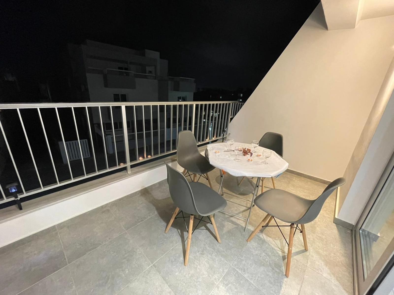Serene Napa Suites - Heart of Ayia Napa