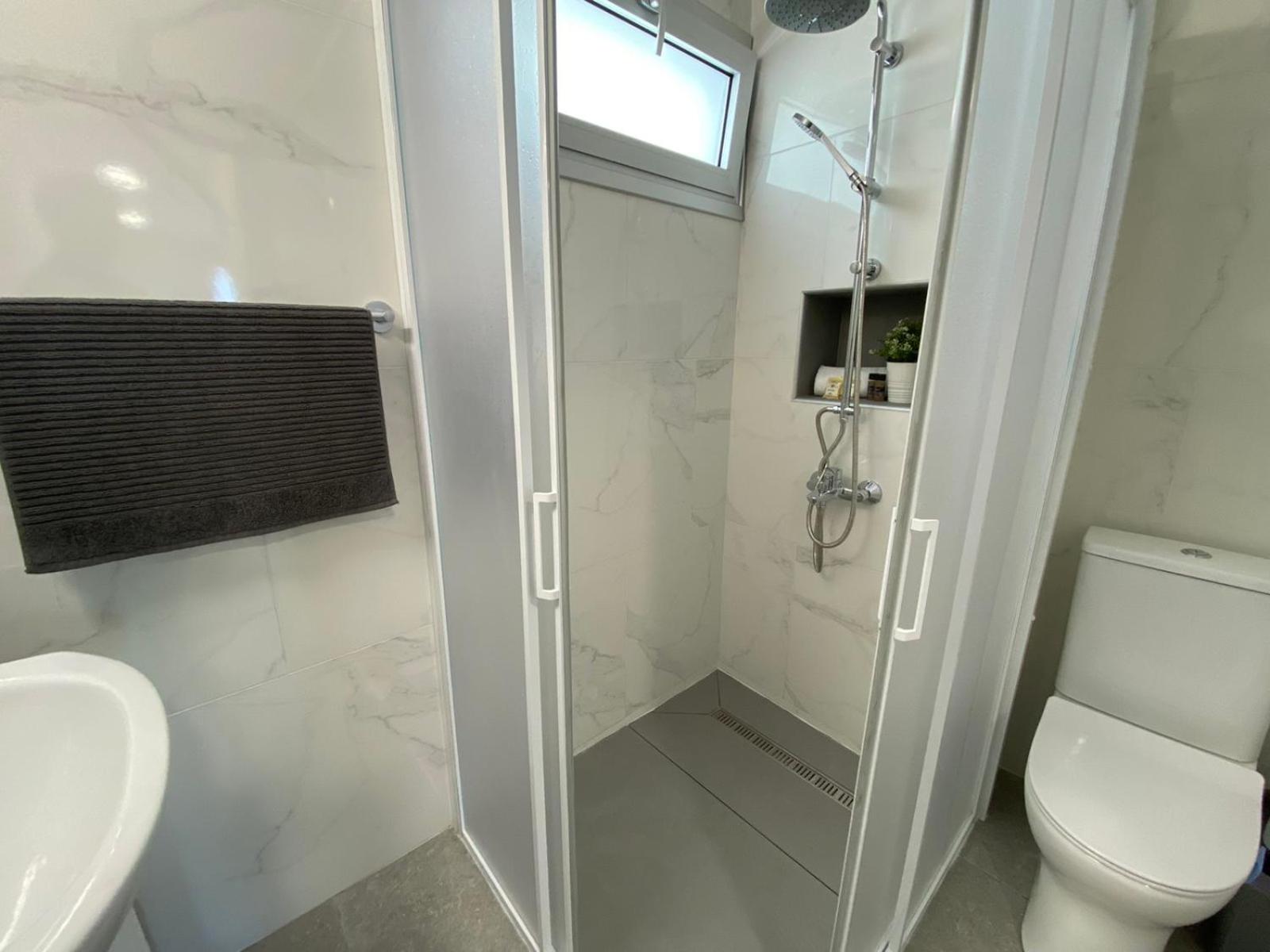 Serene Napa Suites - Heart of Ayia Napa
