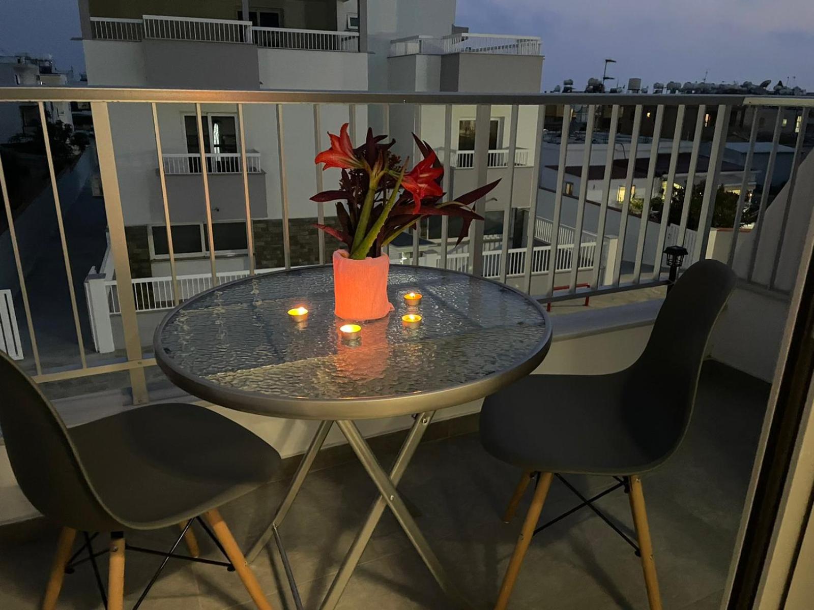 Serene Napa Suites - Heart of Ayia Napa