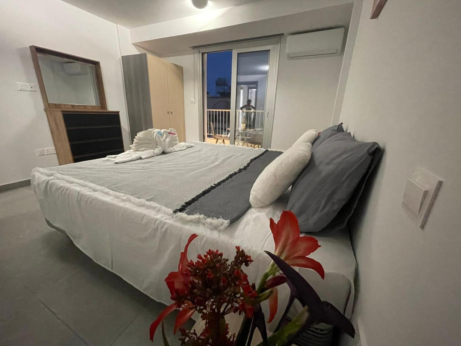 Serene Napa Suites - Heart of Ayia Napa