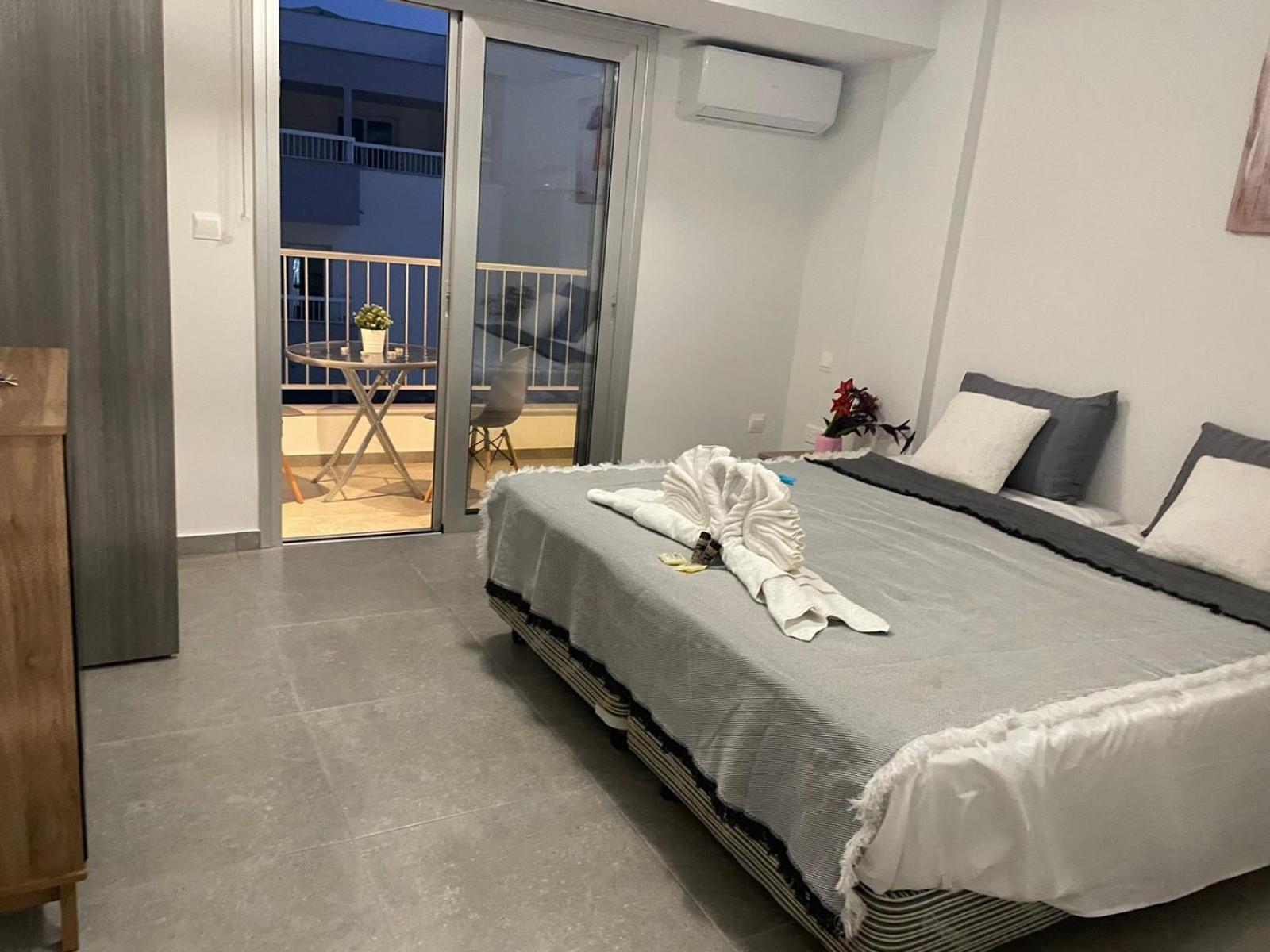 Serene Napa Suites - Heart of Ayia Napa