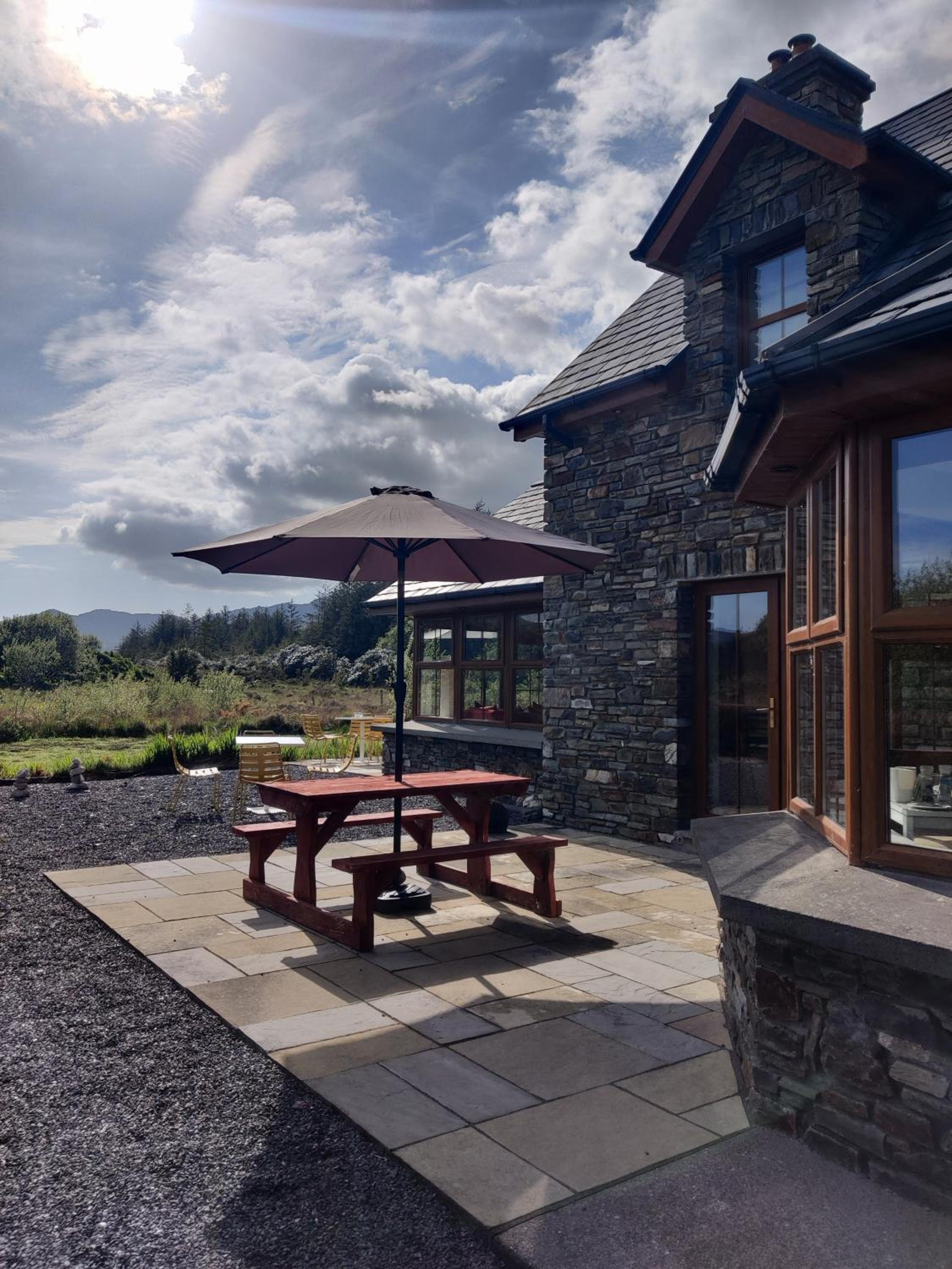 Álaind Lodges, Sneem view 2