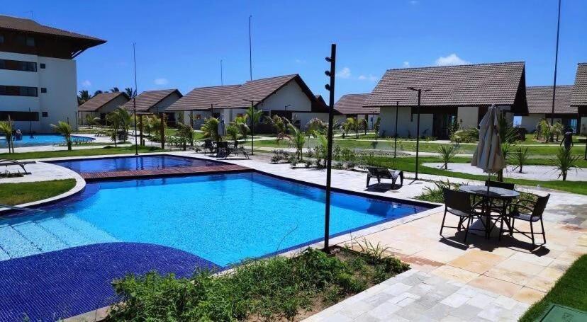 Flat Super Luxo Térreo Frente Piscinas
