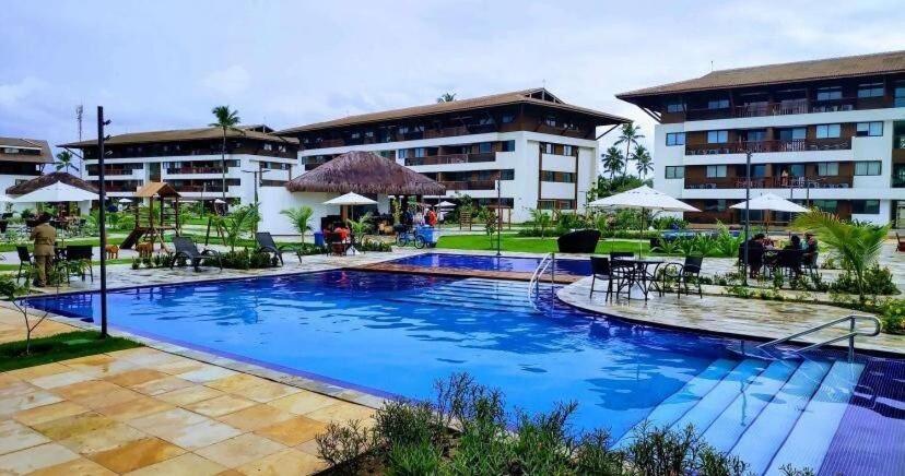 Flat Super Luxo Térreo Frente Piscinas