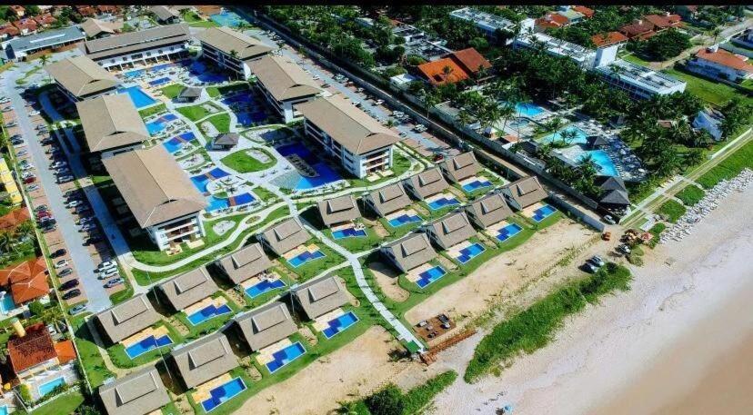 Flat Super Luxo Térreo Frente Piscinas