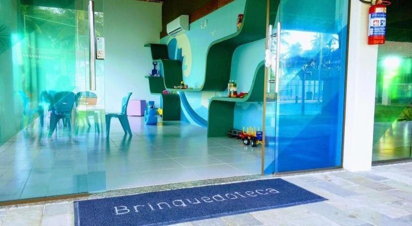 Flat Super Luxo Térreo Frente Piscinas
