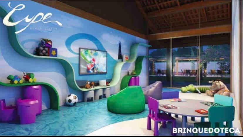 Flat Super Luxo Térreo Frente Piscinas