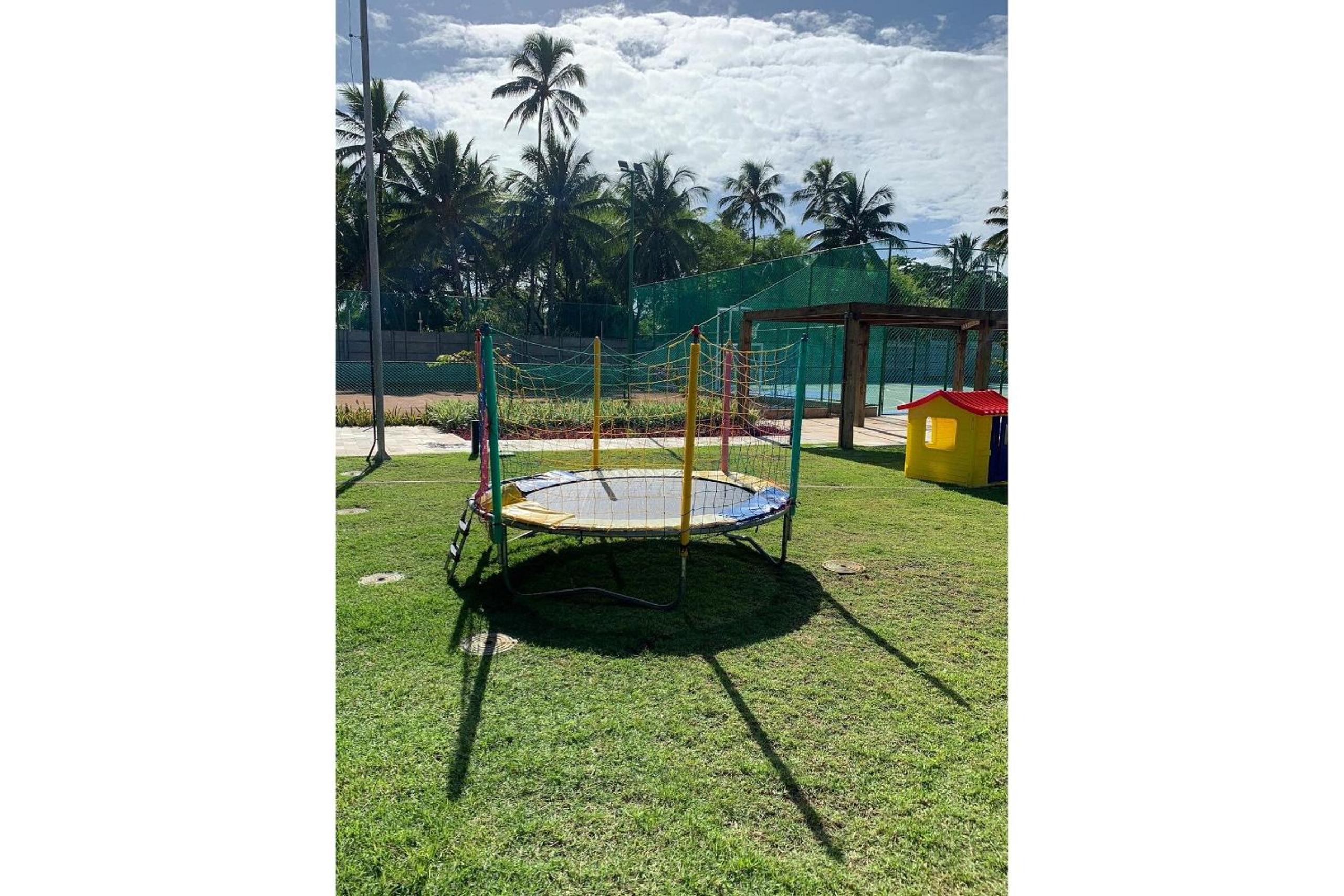 Flat Super Luxo Térreo Frente Piscinas