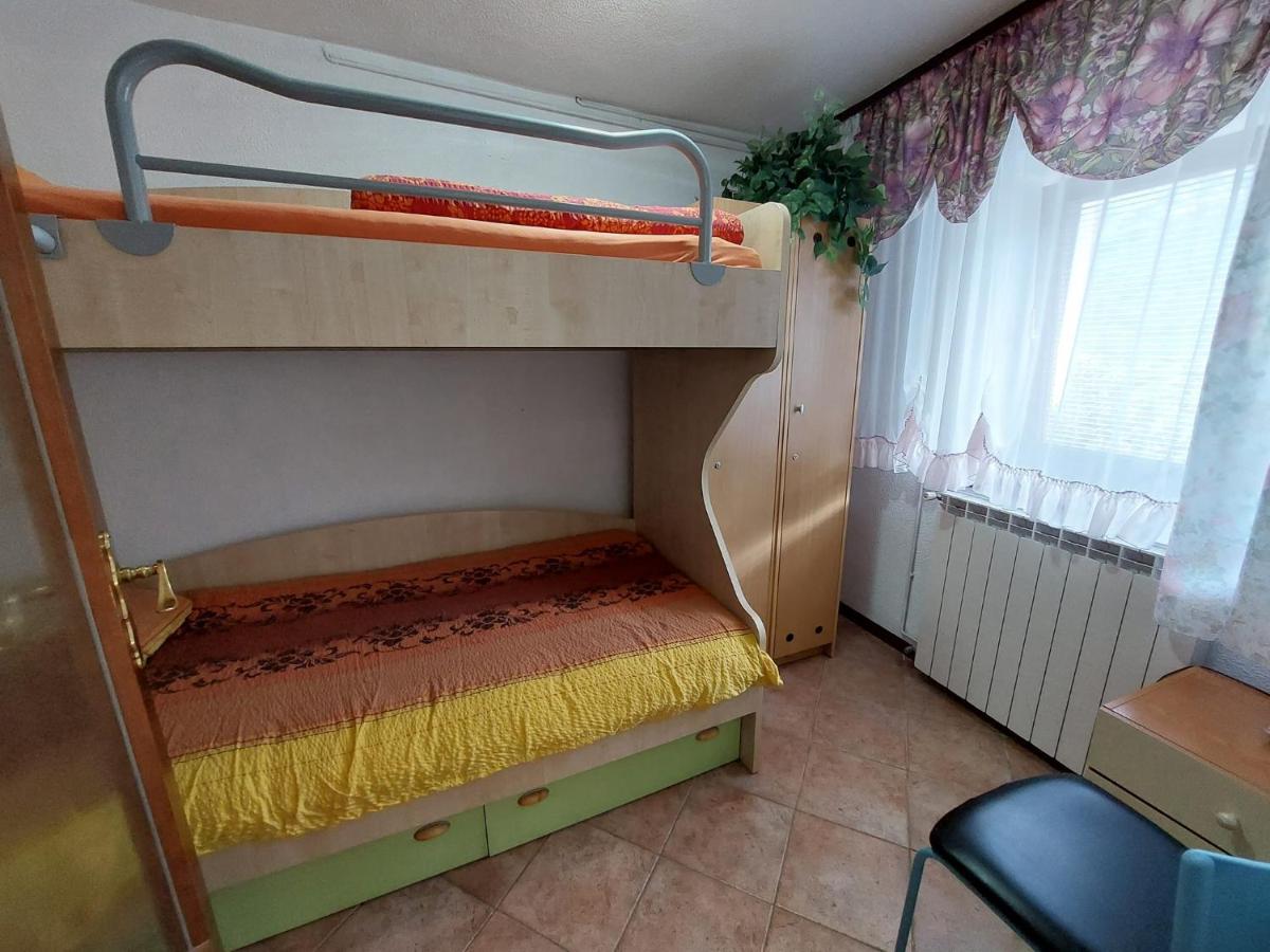 Photo 52