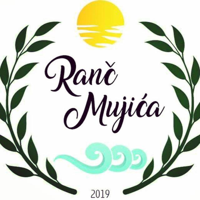 Ranc Mujica view 2