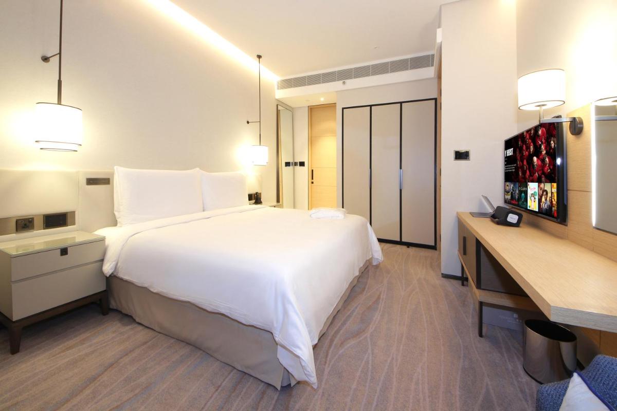 Address Beach Residence