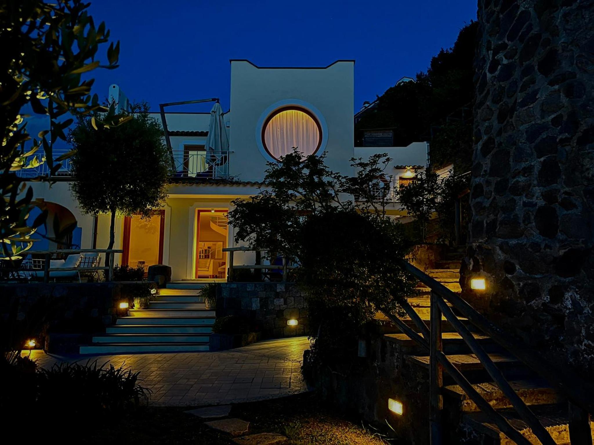 Hotel Agapanto Luxury Accommodation - Image 1