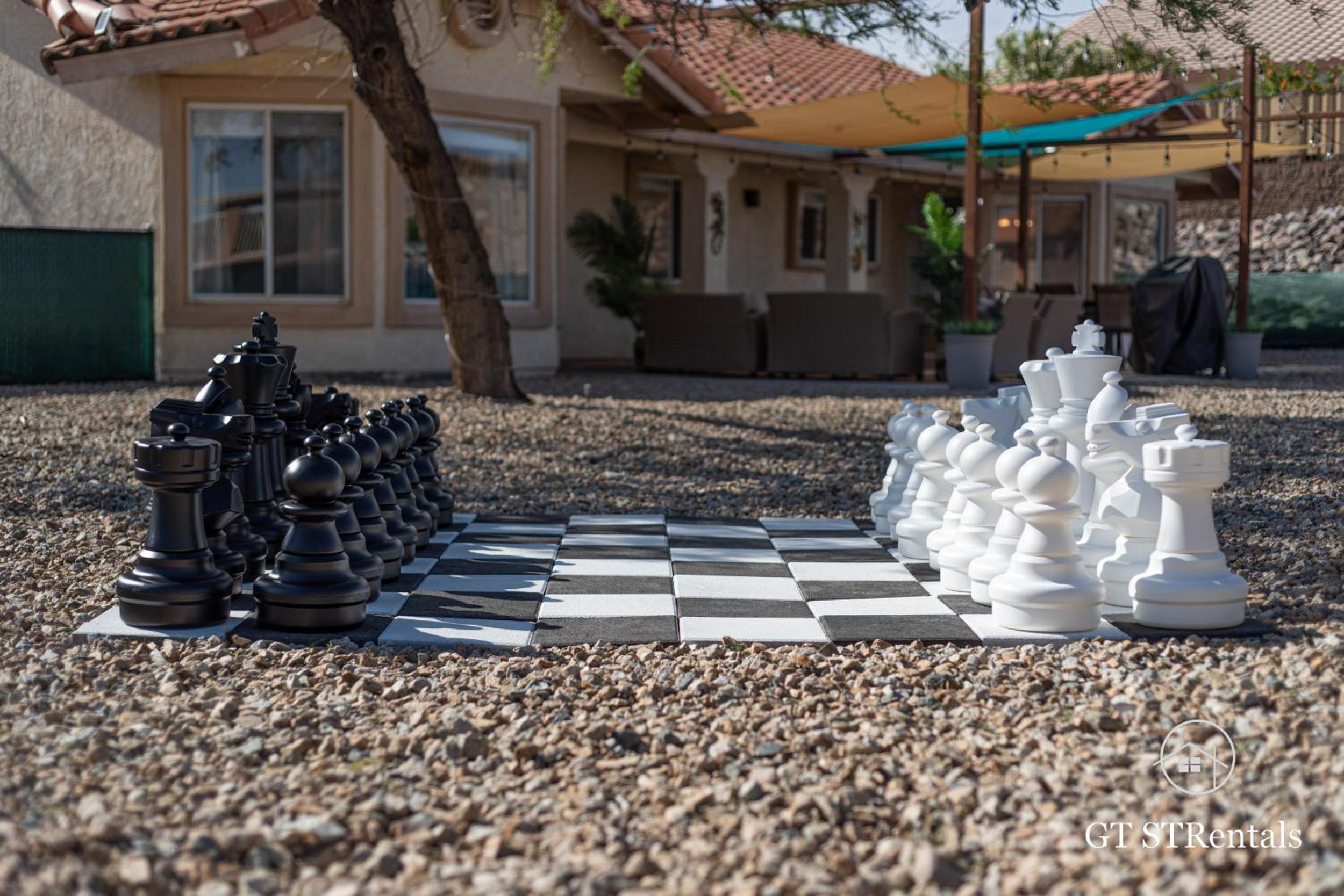 FRESHWATER FUN - Pet & Family Friendly with Great Location!