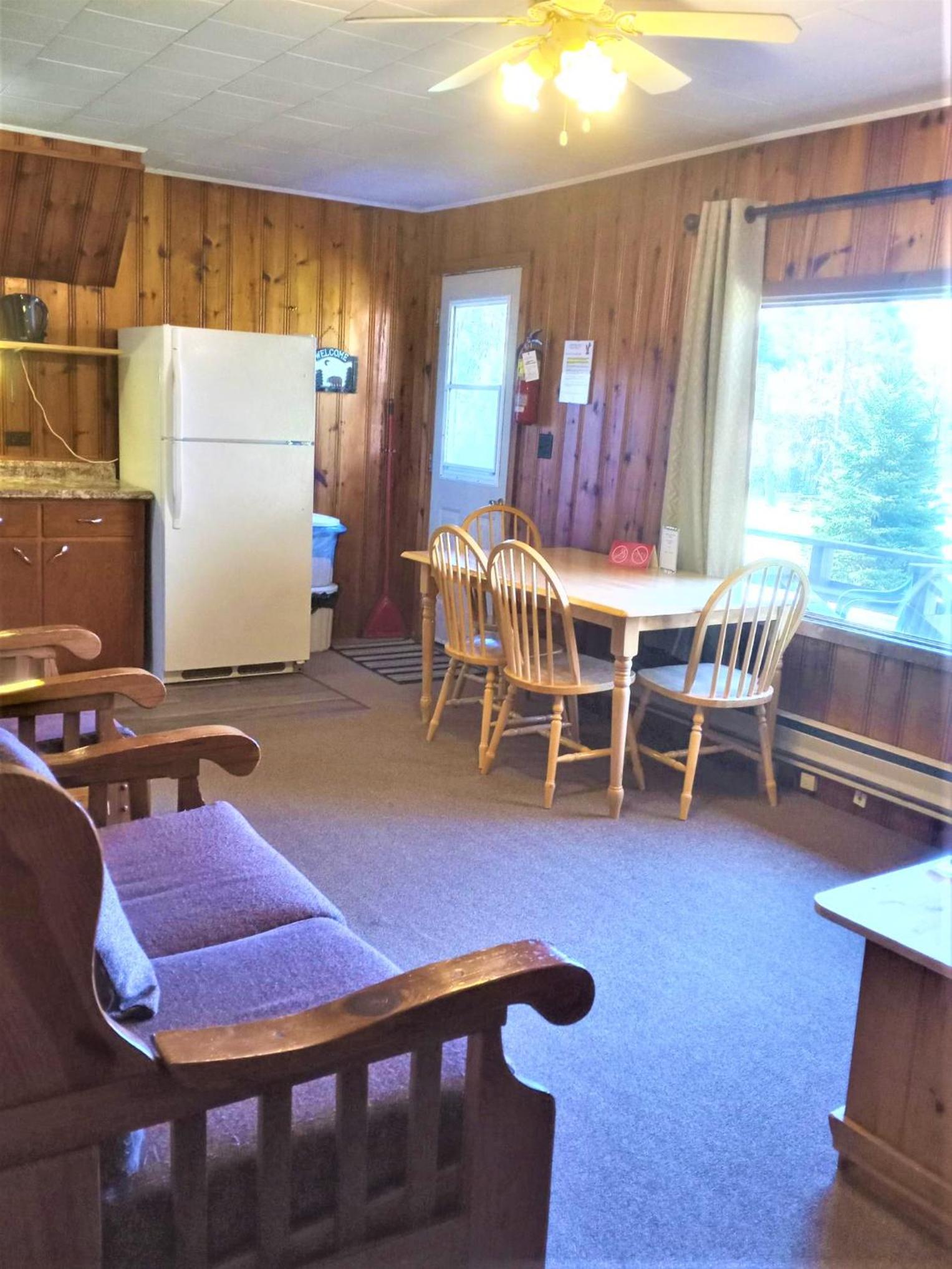 Logging Chain Lodge Cottage Resort