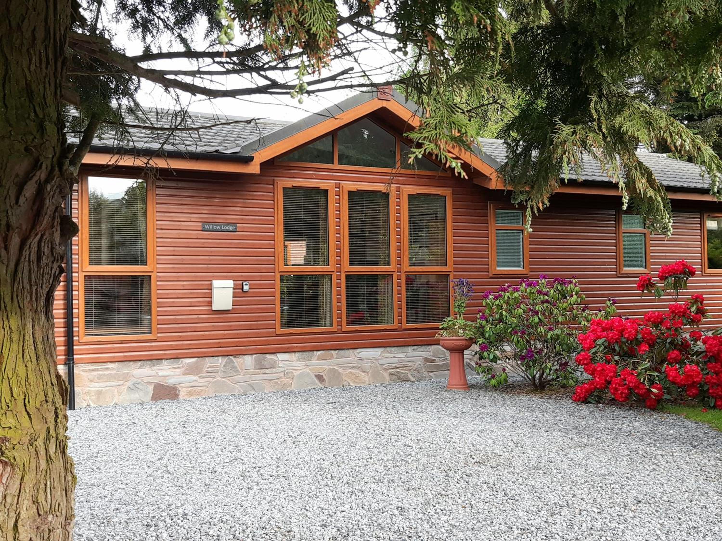 Willow Lodge Auchterarder view 3
