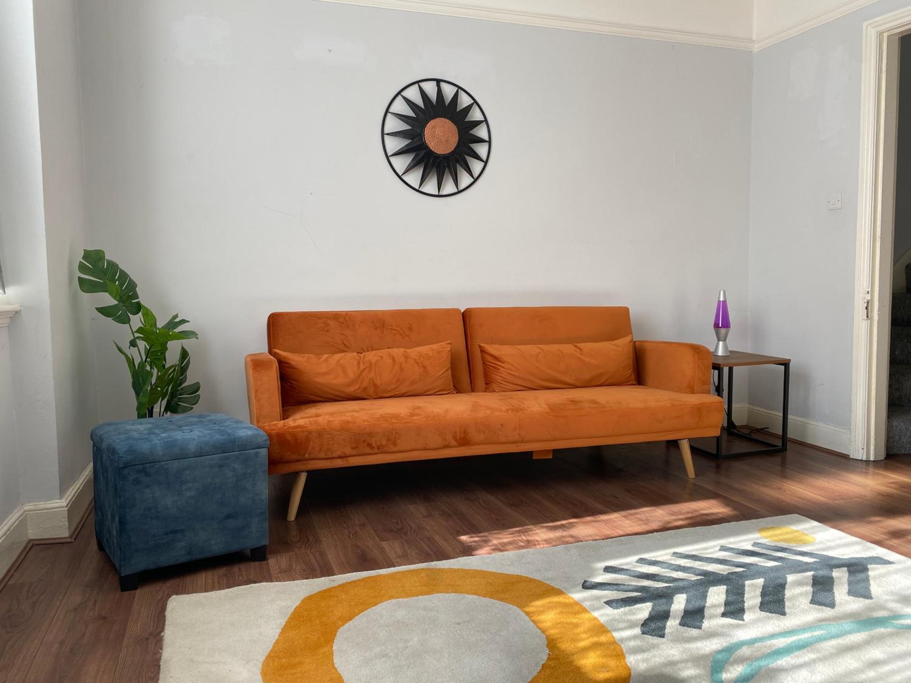 Invicta Apartment view 5