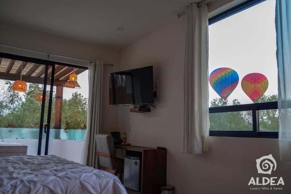 LUJOSA SUITE+JACUZZI PRIVADO+ZONA ARQUEOLÓGICA view 2
