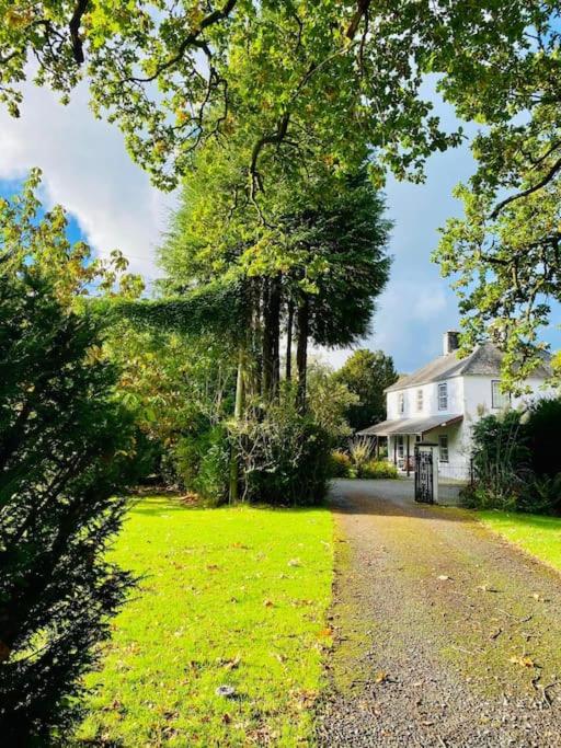 Aberhiriath Hall - The Old Georgian Manor House by the River Dyfi view 5