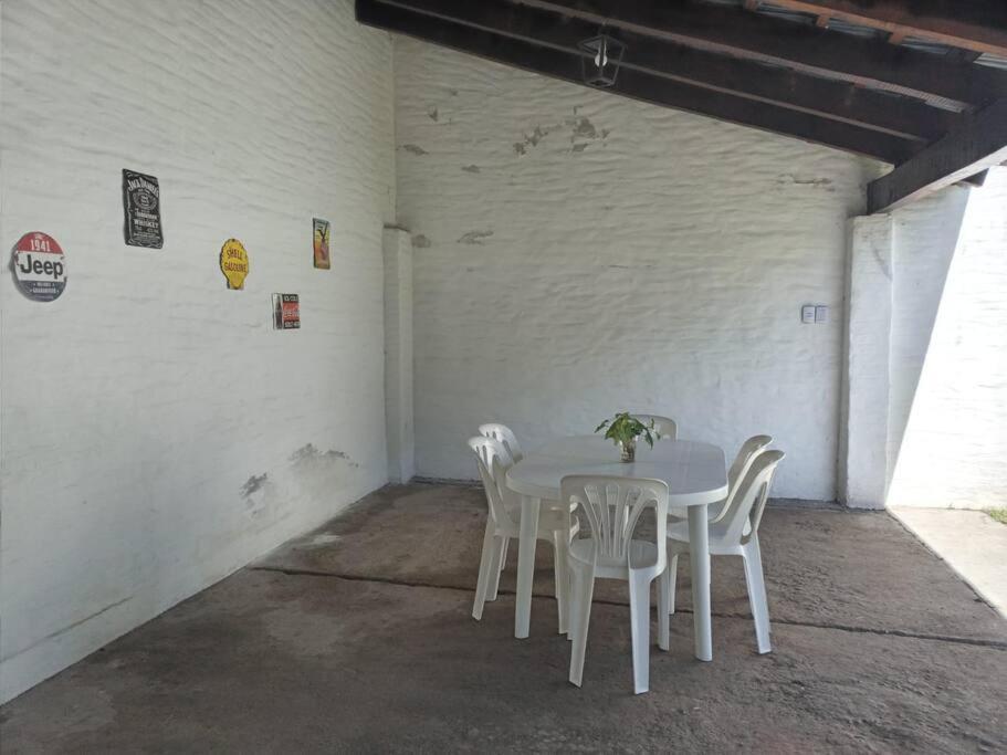 Casa Frente Parque Guillermina