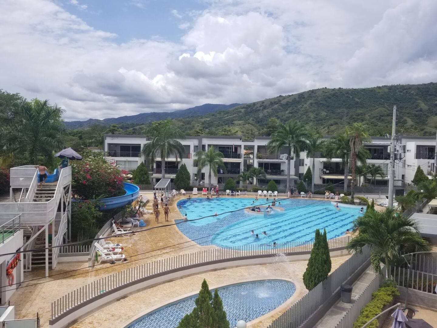 Hermoso apartasol en santafe de Antioquia.