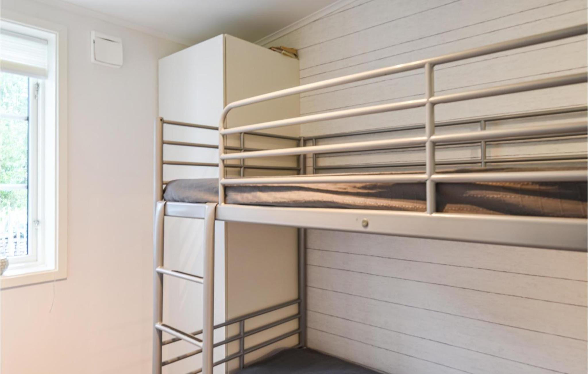 3 Bedroom Beautiful Home In Lidköping view 4
