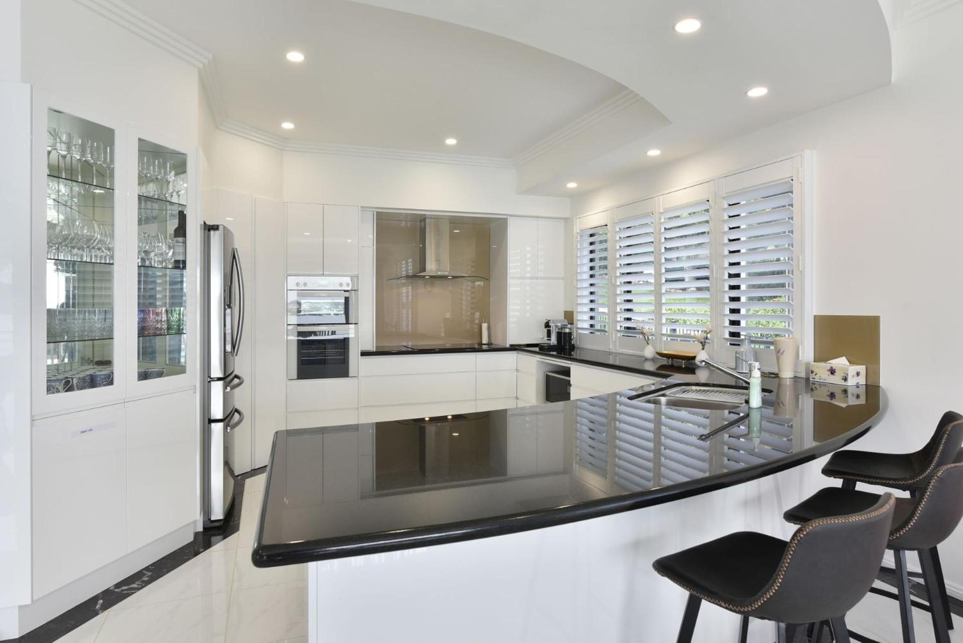Sealand Lake House Stunning Absolute Waterfront