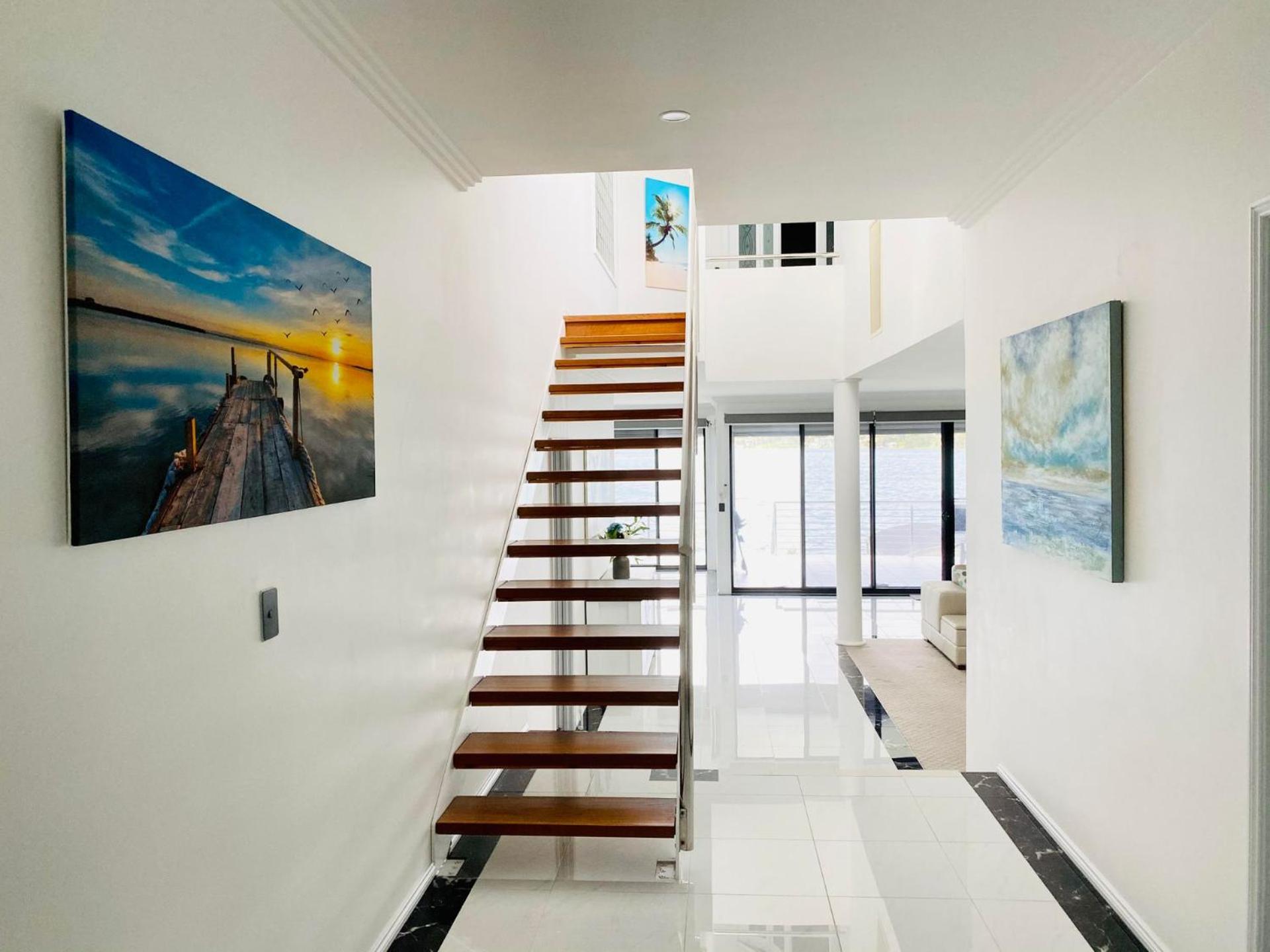 Sealand Lake House Stunning Absolute Waterfront