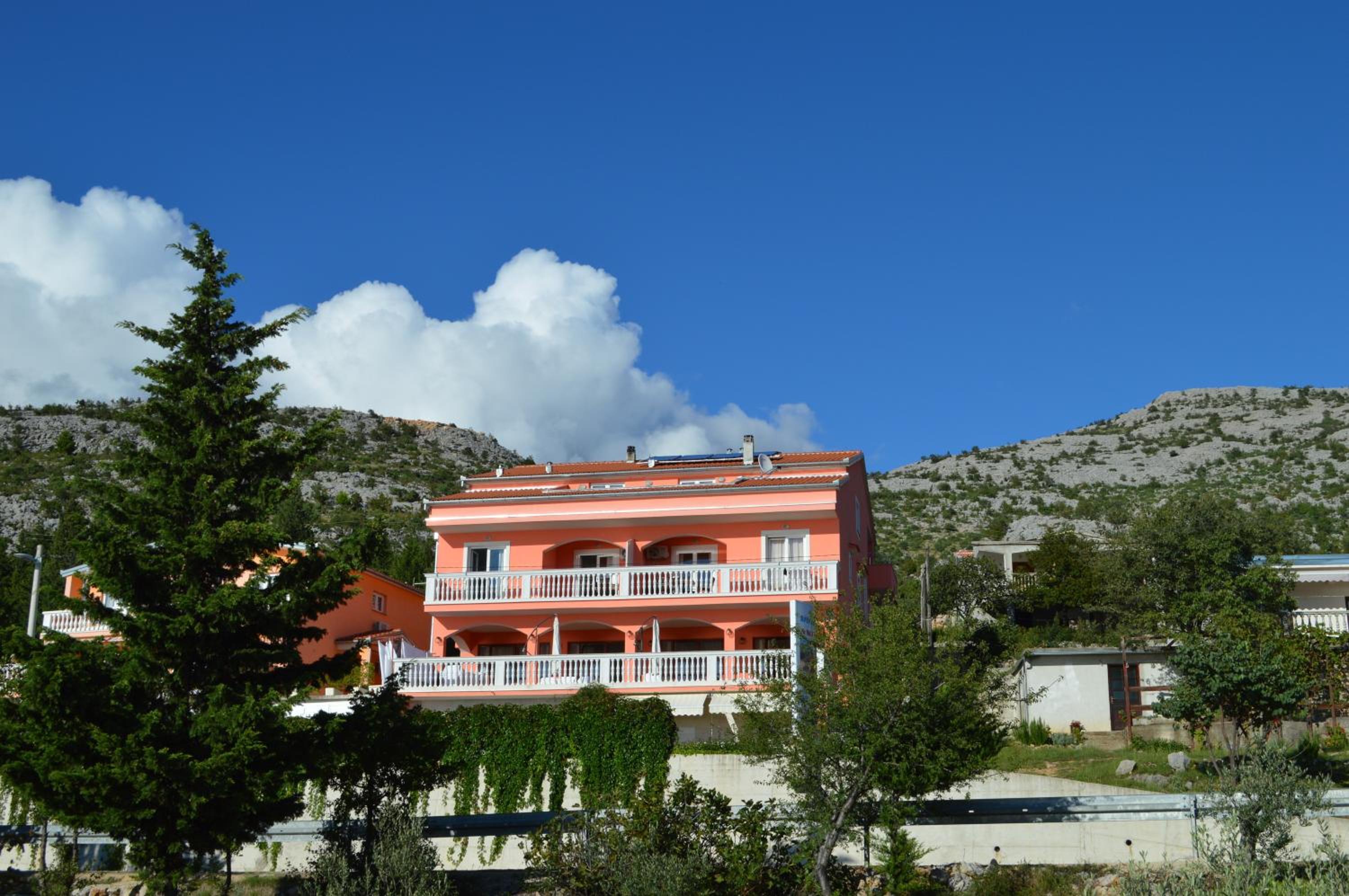 Apartments Amari