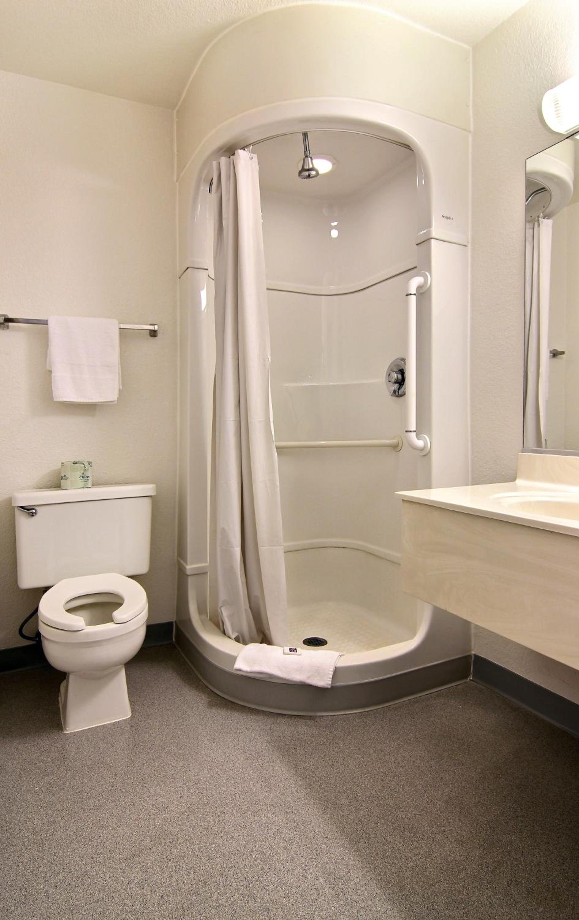 Tucumcari Vacations - Motel 6-Tucumcari, NM - Property Image 5