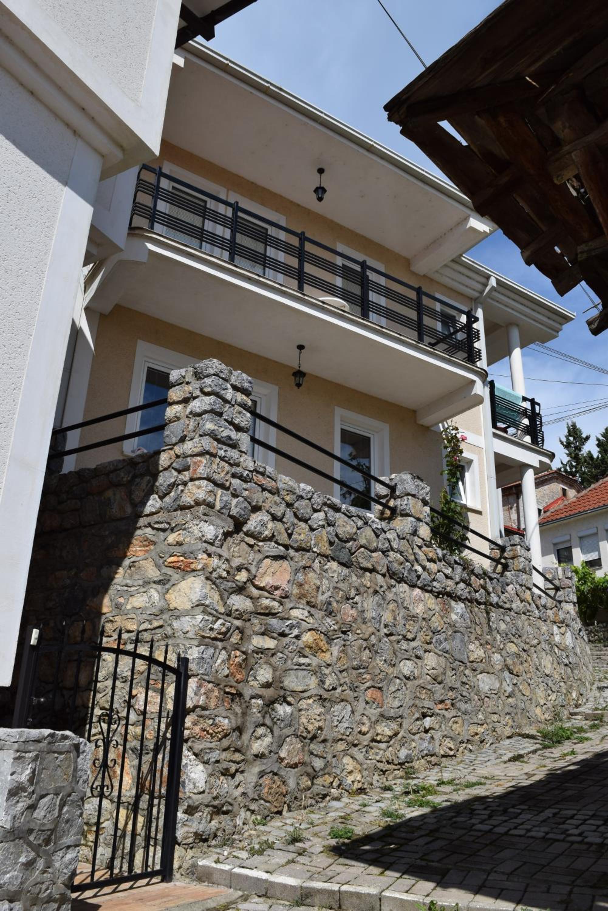 Apartment and Studio Damjan view 2