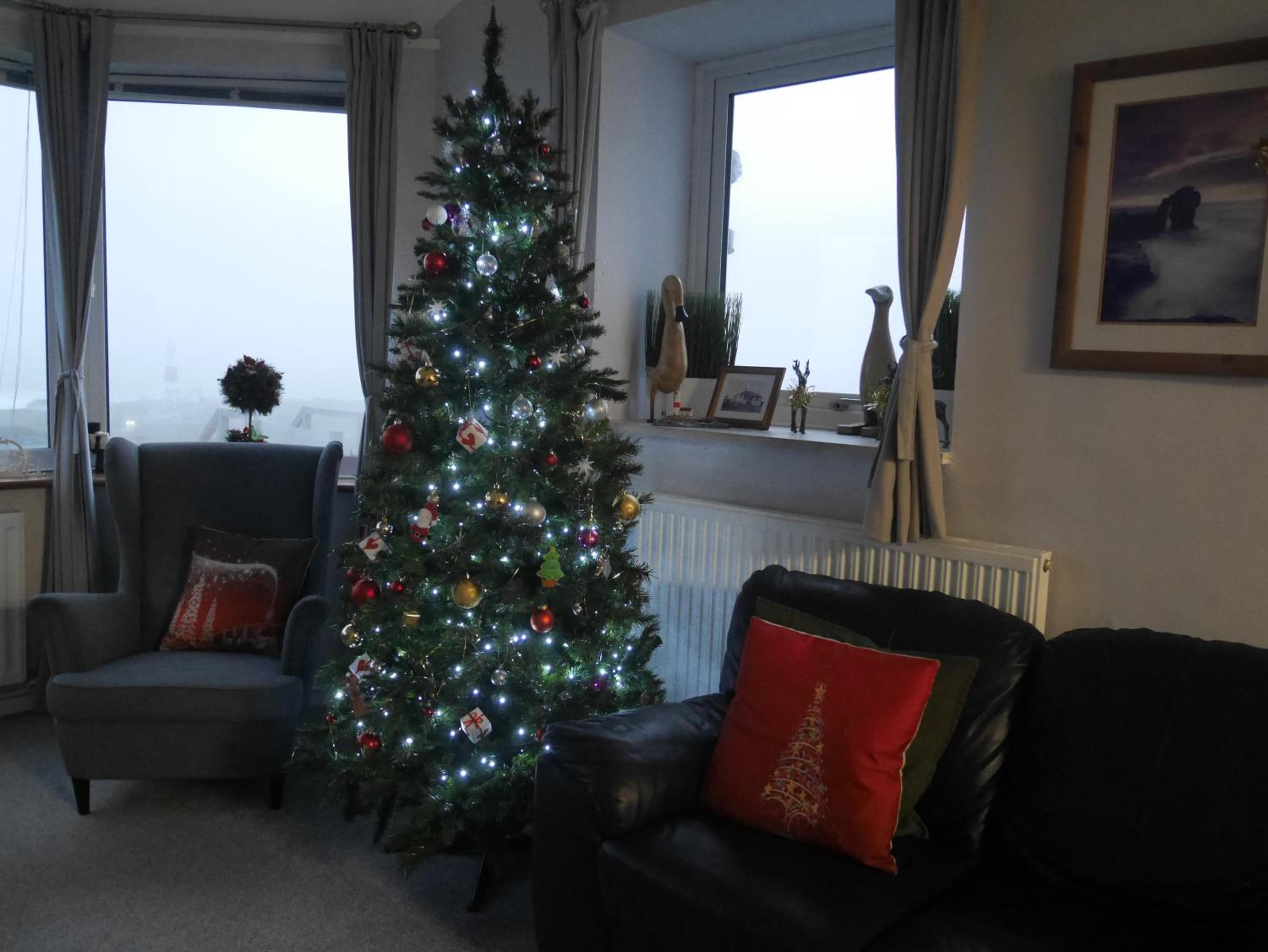 Lloyds Cottage, photo 12