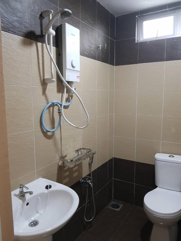 Kota Kinabalu Vacations - BerataStay  Segamat - Property Image 12