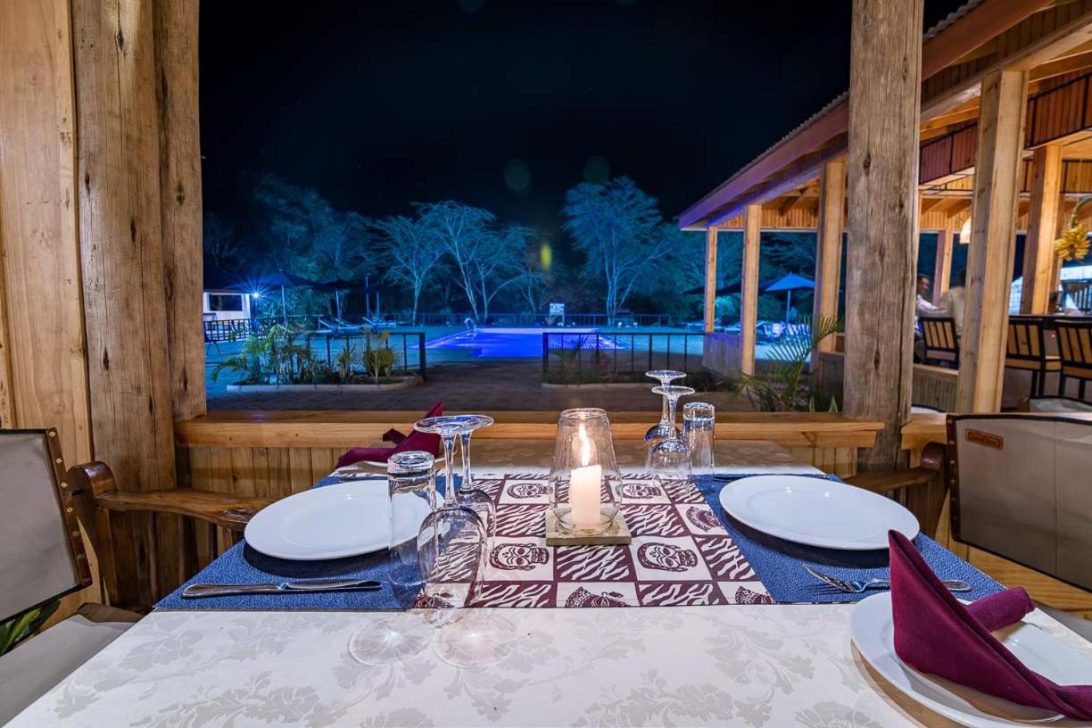 PAZURI INN