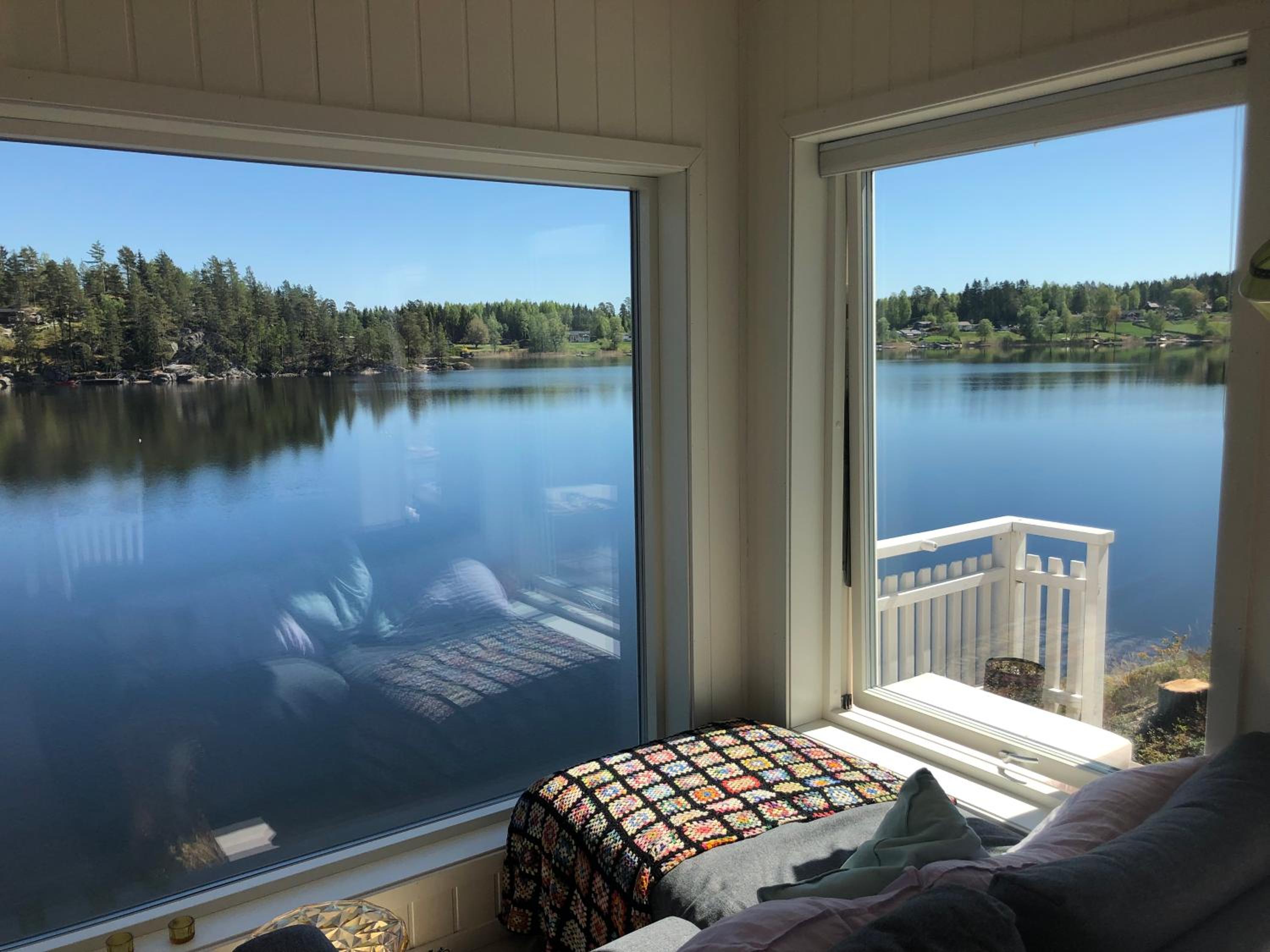 Lyseren waterfront cabin view 4