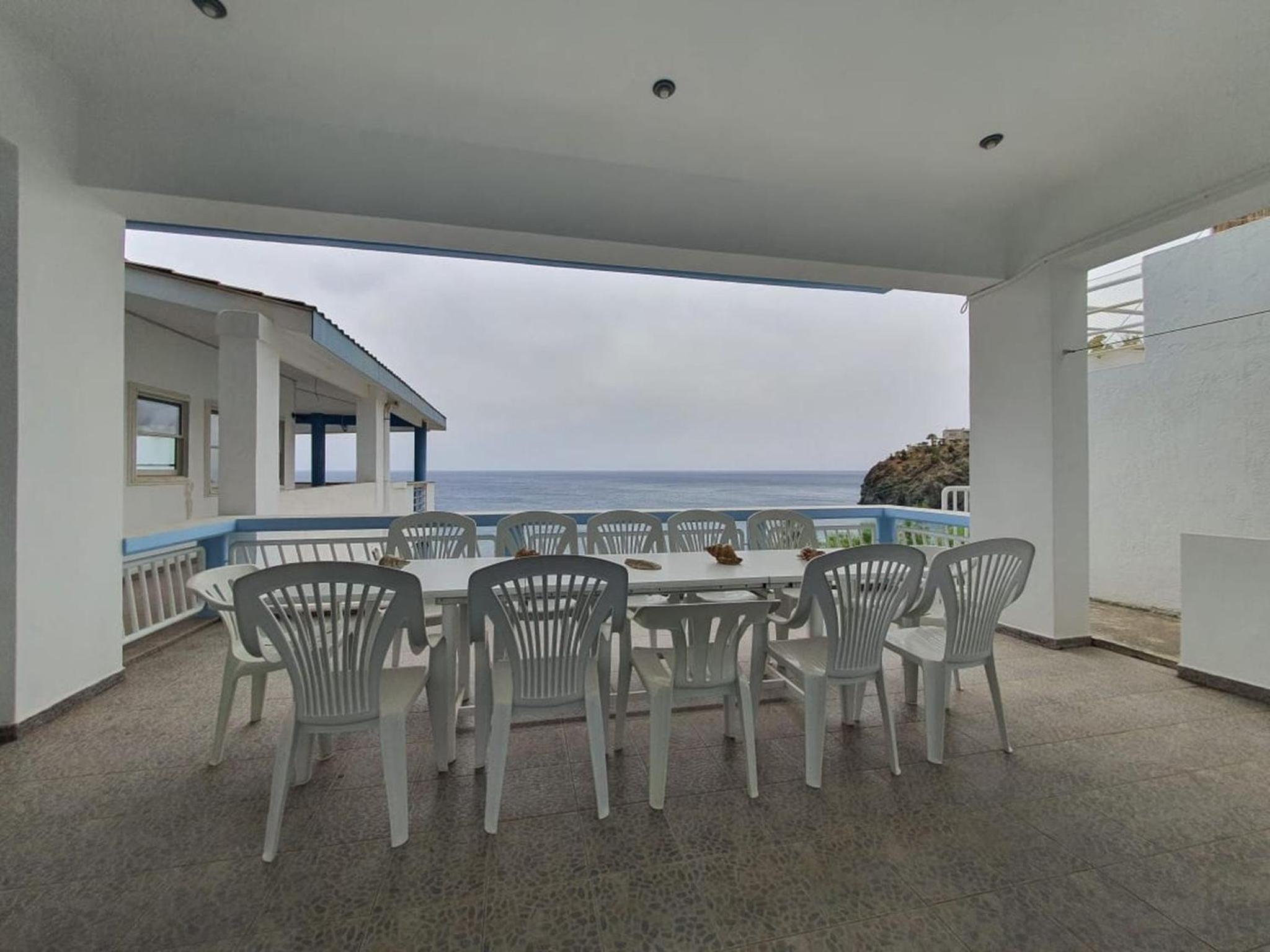 Cozy Beach House South Crete view 5