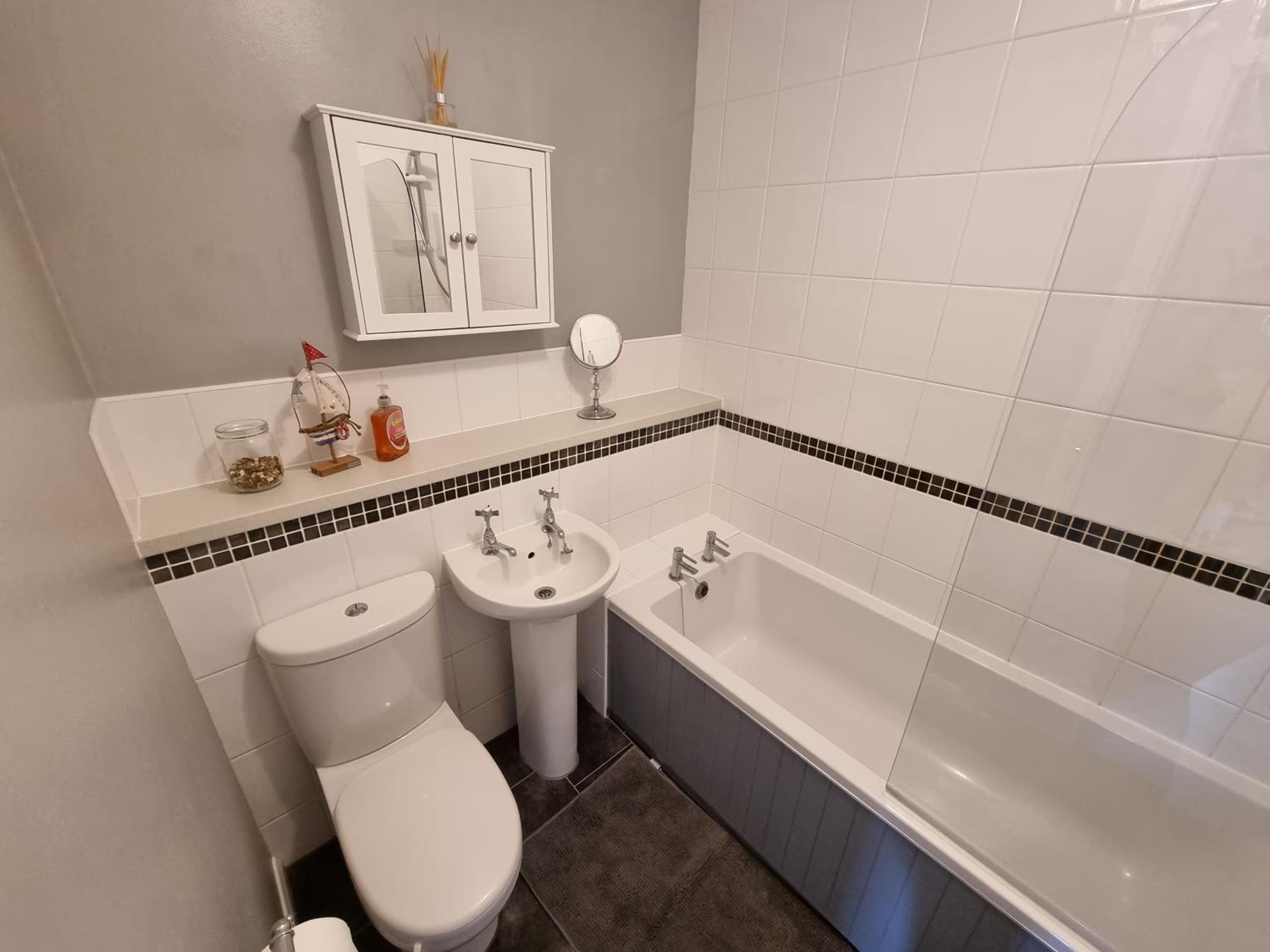 Swan Path Retreat - 2 Bedroom Apartment, photo 14